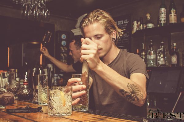 Bæst Cocktailbar by null