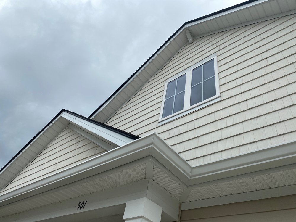 Slide of Saxon Roofing and Gutters