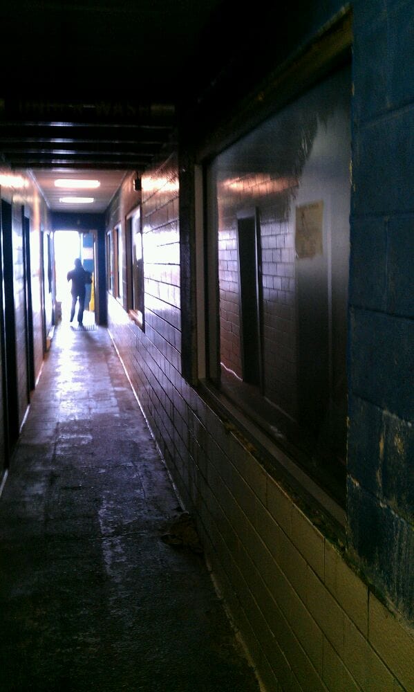 AUTOSHINE CAR WASH Updated October 2024 20 Reviews 300 N Black