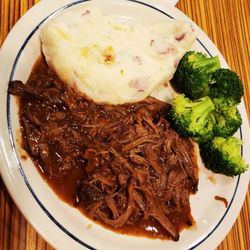 IHOP - Pot Roast Dinner, Pops Destroyed This!!