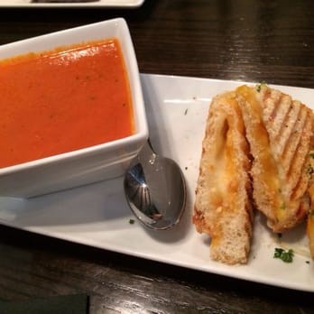 Plae Bistro - Grilled cheese bites and tomato soup - New American Near Me - Green Bay, Wisconsin