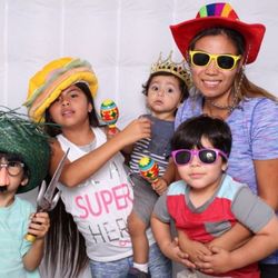 Box of Smiles Photobooth