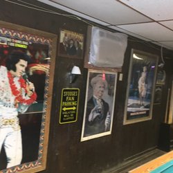 Blue Moon Bar - Dinning area