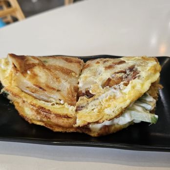 Leilani Taiwanese Kitchen - Omelette with pork floss - Bubble Tea Near Me - Honolulu, Hawaii Leilani Taiwanese Kitchen - Omelette with pork floss - Bubble Tea Near Me - Honolulu, Hawaii
