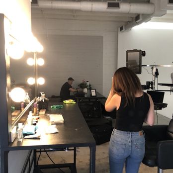 EDGE Studios & Grip - Perfect location for make up - Photography Stores & Services Near Me - Los Angeles, California