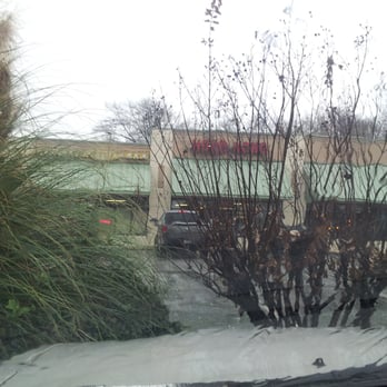 Hong Kong - IT MAY NOT LOOK LIKE IT BUT IT HAS A GREAT buffet - Chinese Near Me - Piedmont, South Carolina