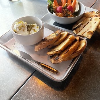Preserve - Hummus & Crudite and Jalapeño Jelly - Lounges Near Me - Winters, California