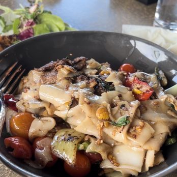 Kin Dee Bothell - Pad Kee Mao - Thai Near Me - Bothell, Washington