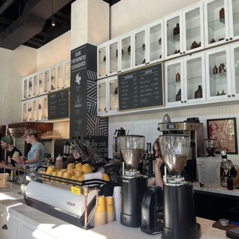 Devoción - Counter - Coffee & Tea Near Me - Brooklyn, New York