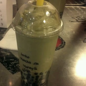 Oko Cafe - Matcha smoothie with honey boba - Cafes Near Me - Gardena, California