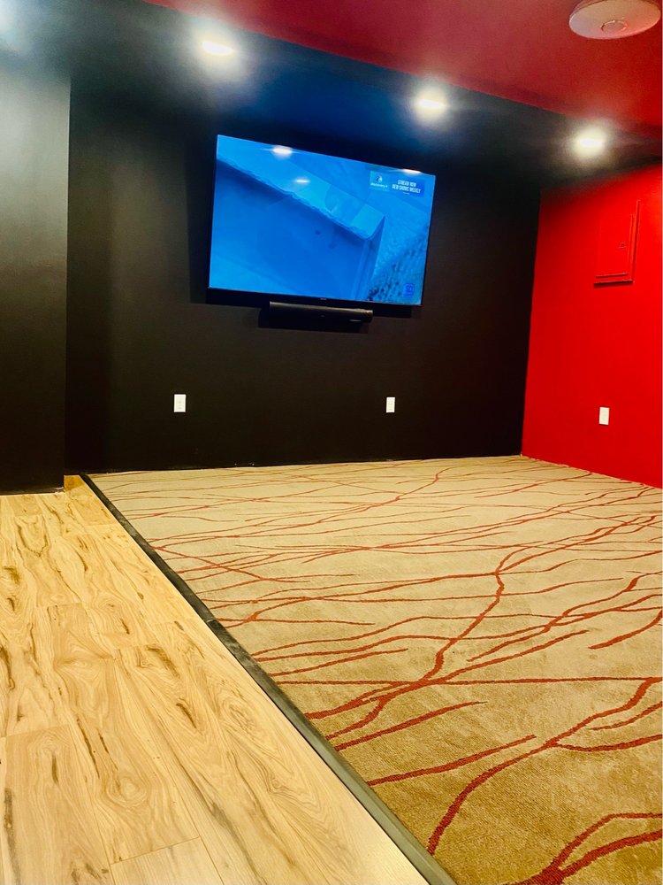 Slide of Everybody Knows Elliot Handyman Services