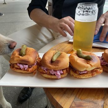 Twist - sliders - Wine Bars Near Me - New York, New York Twist - sliders - Wine Bars Near Me - New York, New York