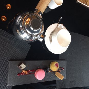 Bistro le Sam - Dessert flight. - Canadian (New) Near Me - Quebec City, Quebec
