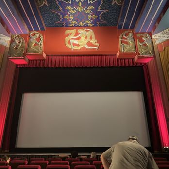 Coolidge Corner Theatre - Moviehouse 1 - Cinema Near Me - Brookline, Massachusetts