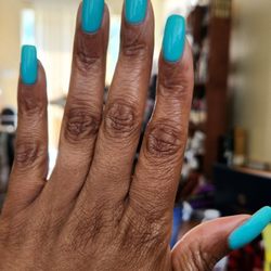 Nirvana Nails