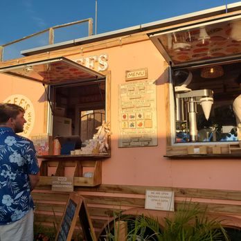 Reef’s Real Fruit Ice Cream - The store and menu. - Ice Cream & Frozen Yogurt Near Me - Kihei, Hawaii Reef’s Real Fruit Ice Cream - The store and menu. - Ice Cream & Frozen Yogurt Near Me - Kihei, Hawaii