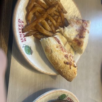 United Buffet - Honestly, the food taste all right the pizza actually tastes decent - Buffets Near Me - Philadelphia, Pennsylvania United Buffet - Honestly, the food taste all right the pizza actually tastes decent - Buffets Near Me - Philadelphia, Pennsylvania