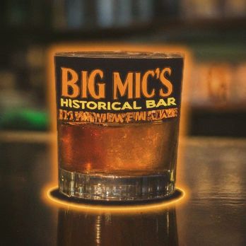 Big Mic's - a glass of beer on a table - Music Venues Near Me - Kuna, Idaho