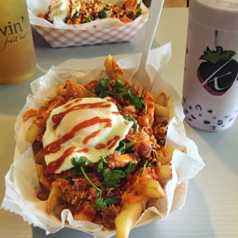 Kravin' Fruit Bar - Took my friend out to try Kravin for the first time and she totally fell in love with the place. My usual Kravin fries with taro milk tea! - Juice Bars & Smoothies Near Me - Houston, Texas