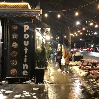 Nom Nom Nom Poutine - Poutineries Near Me - Toronto, Ontario