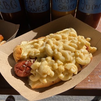 Caldwell County Mexi-Q - Beef hotdog with mac and cheese - Barbeque Near Me - Gilbert, Arizona Caldwell County Mexi-Q - Beef hotdog with mac and cheese - Barbeque Near Me - Gilbert, Arizona