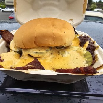 Smash That Burger - Added an extra patty and bacon. This is so goood! - Burgers Near Me - Seattle, Washington