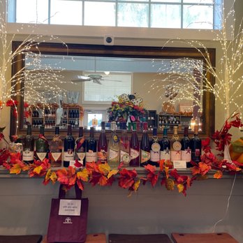 Emerald Coast Wine Cellars - Wine Tasting Room Near Me - Miramar Beach, Florida