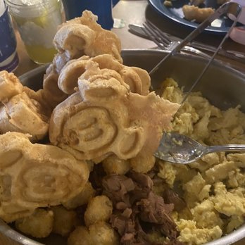 Trail's End Restaurant - Vegan platter - American Near Me - Lake Buena Vista, Florida Trail's End Restaurant - Vegan platter - American Near Me - Lake Buena Vista, Florida