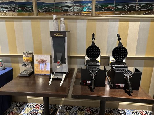 Newport Beach Hotel & Suites by null