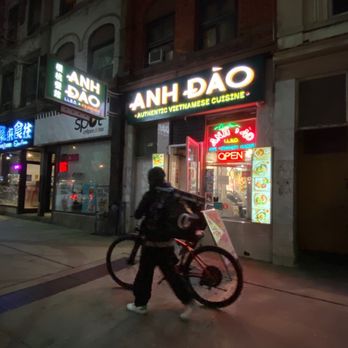 Anh Dao - This looks good - Vietnamese Near Me - Toronto, Ontario