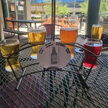 Quarter Celtic Brewpub - Mead Flight - Brewpubs Near Me - Albuquerque, New Mexico