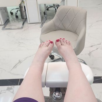 The Charleston Nail Spa - Nail Salons Near Me - Charleston, South Carolina