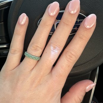 Blossom Nail & Spa - Almond shape, dip/chrome nails done by Cindy - Nail Salons Near Me - Battle Ground, Washington Blossom Nail & Spa - Almond shape, dip/chrome nails done by Cindy - Nail Salons Near Me - Battle Ground, Washington