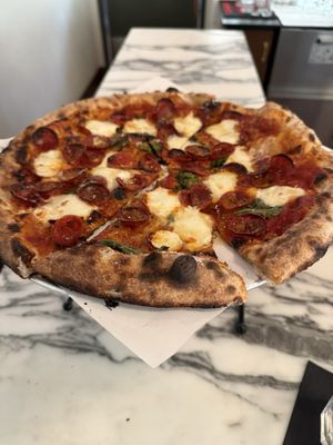 Mother Pizzeria by null