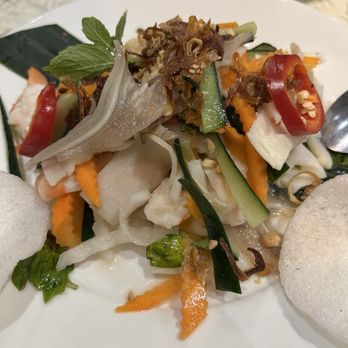 Saigon Kitchen - Goi cu hu dua (young coconut, shrimp, pork) - Vietnamese Near Me - San Jose, California