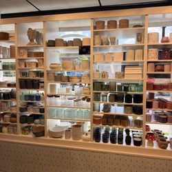 North-End Market Candle Bar - Lots of vessels