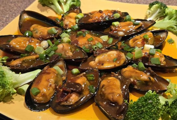 Chef Lee's Peking Restaurant by null