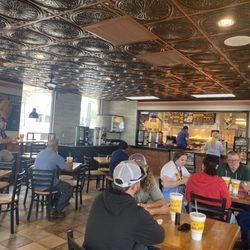 Golden Chick - Everybody has been waiting for food