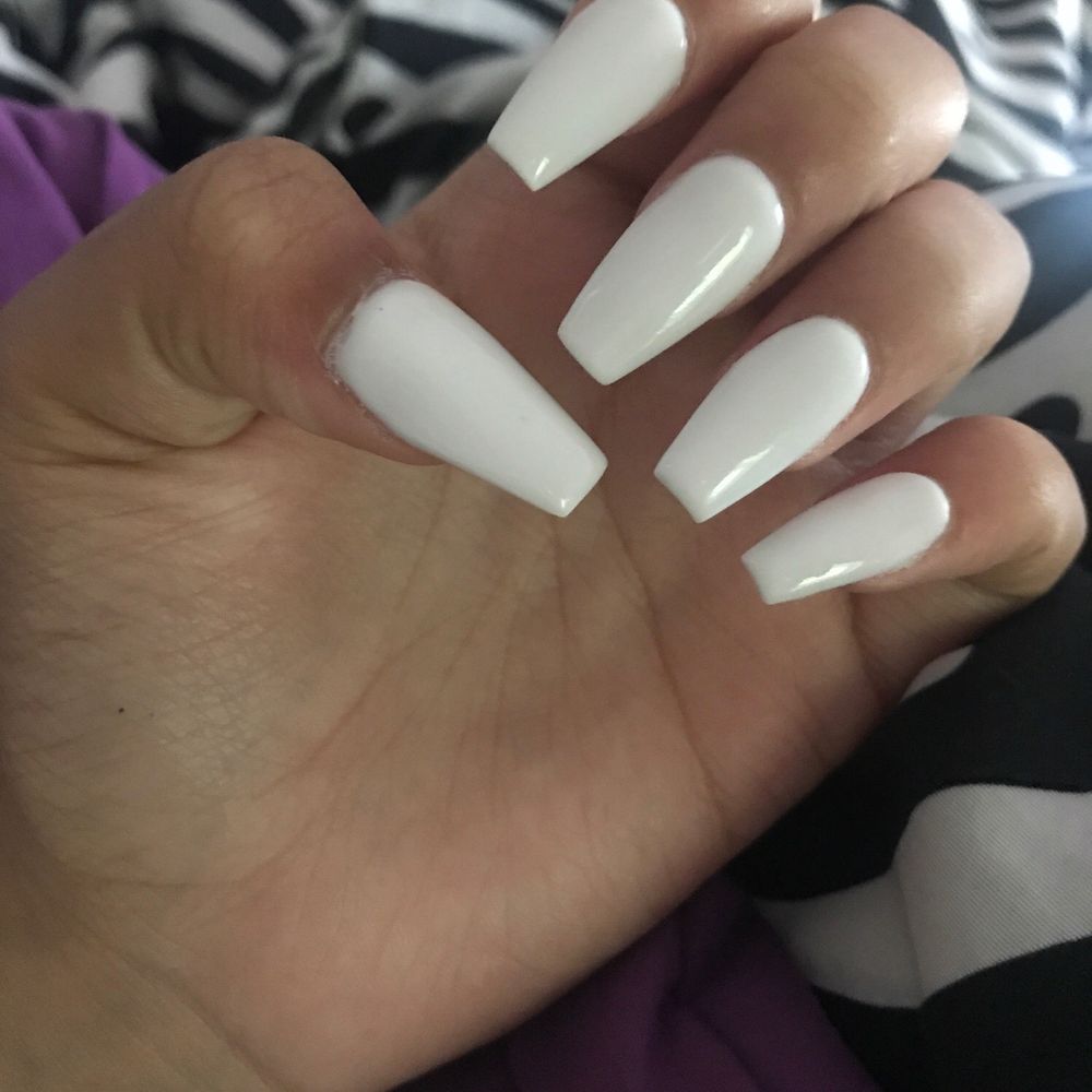 White Acrylic with gel. Love them. White Acrylic with gel. Love them.