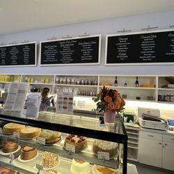 Lilac Pâtisserie - Prices and cakes