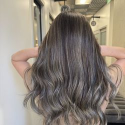 MOC Hair Studio