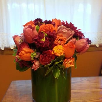 Jolie Fleur - Such a gorgeous arrangement! - Florists Near Me - Chicago, Illinois