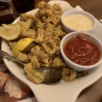 Olive Garden Italian Restaurant - Fried Calamari - Italian Near Me - Lee's Summit, Missouri