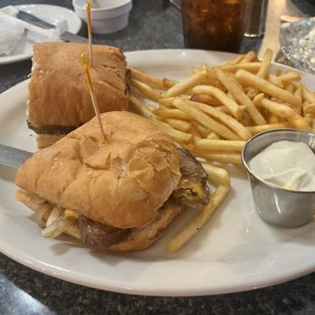 George's Bar & Grill - Looks good - Mediterranean Near Me - Fresno, California
