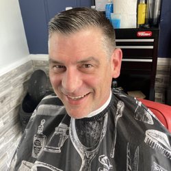 forest barbershop - Finished cut, slick