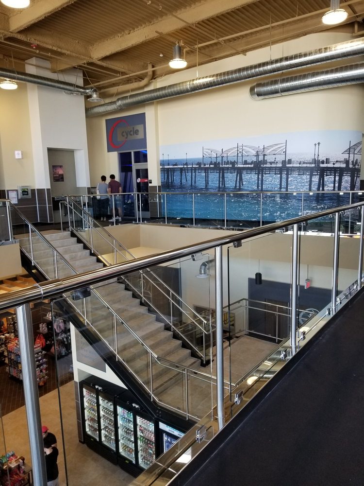 24 Hour Fitness Torrance Del Amo 135 Photos 136 Reviews Gyms Yelp