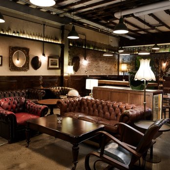 Mr Watkins Bar - Photo by Ryan Linnegar - Bars Near Me - Penrith, NSW