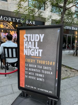 Morty's Wine & Beer Bar by null