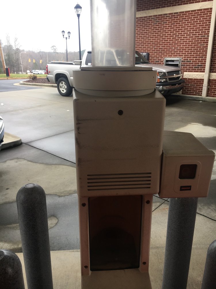 BANK OF THE OZARKS Updated July 2024 108 Plaza Dr, Forest City