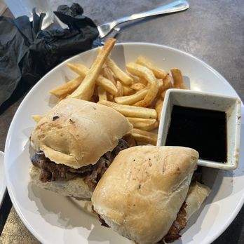 Steel Mill Saloon - NY Strip French Dip - Cocktail Bars Near Me - Pittsburgh, Pennsylvania